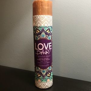Love Boho Limited Edition tanning bronzer